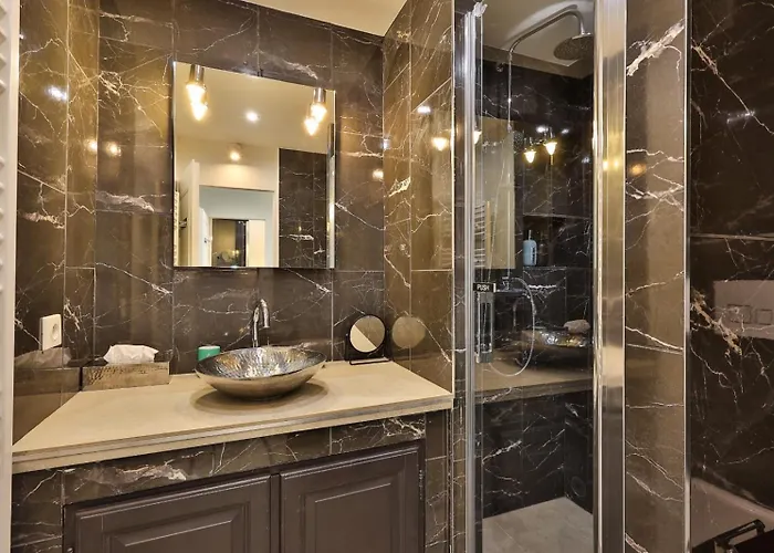 Avec Toit Terrasse Equipe Au Centre Tropez Vue Apartmán *